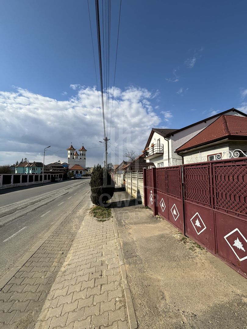 Casă de inchiriat pentru Spatiu Comercial - Talmaciu - Poză 3