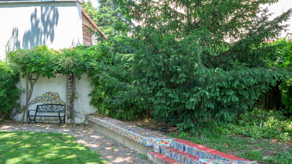 Vilă de arhitectură cu piscină, garaje și teren de 800 mp - Poză 58