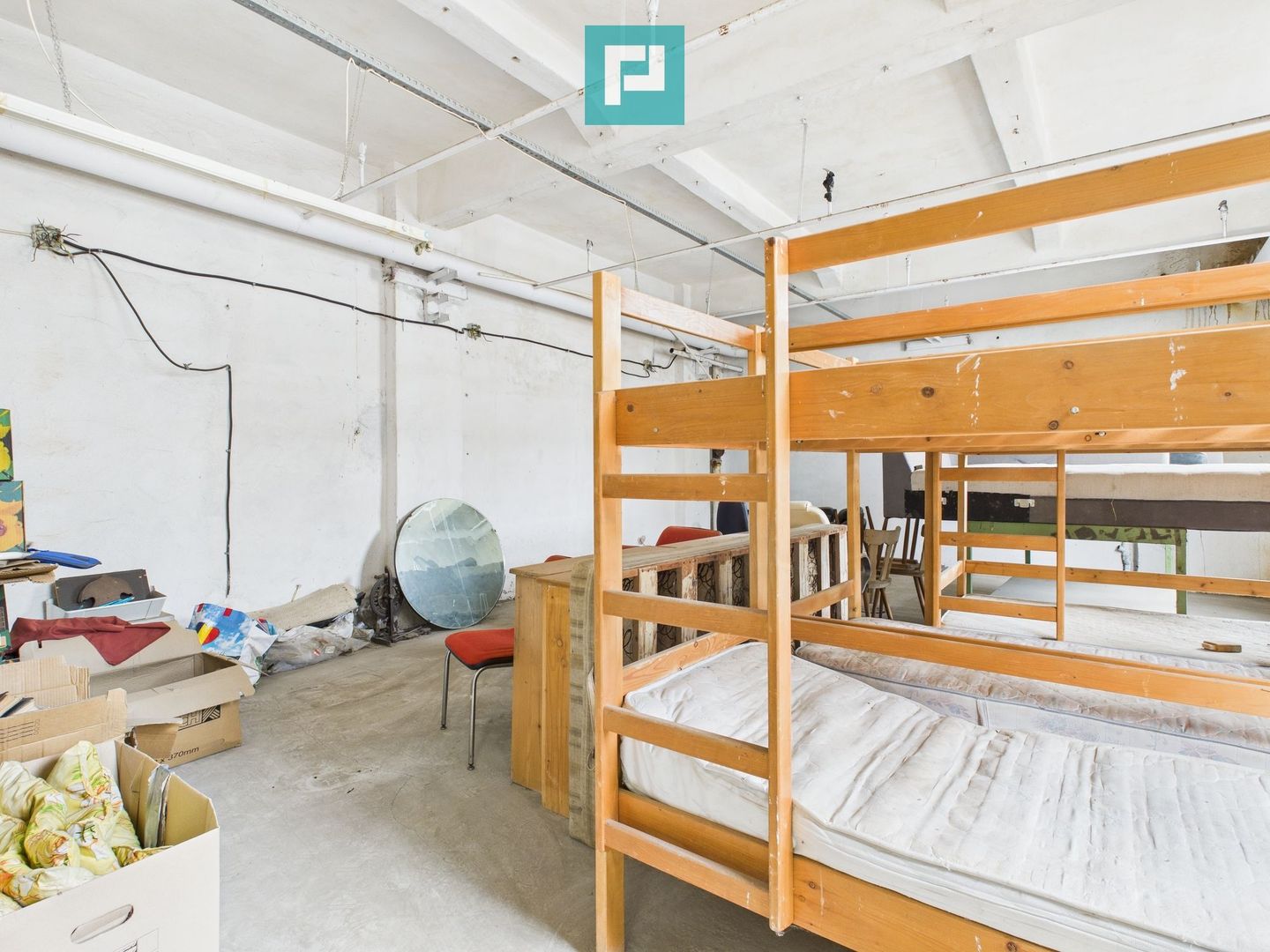 Spațiu de producție cu 4 camere în Periam - Poză 3