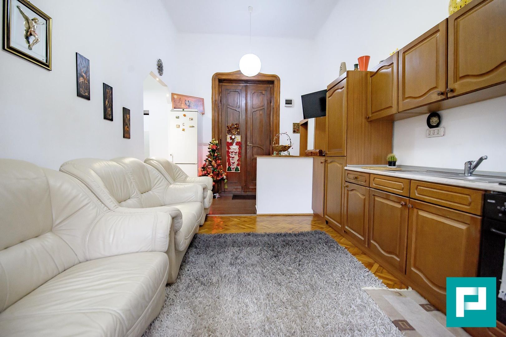 Apartament 2 camere ultracentral - Poză 2