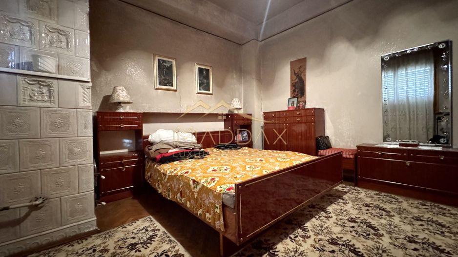 Vila cu 6 camere *310mp*  + Garaj // Primăverii - Poză 26