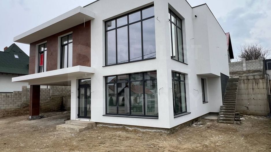 Vânzare, casă 4 camere, strada Florilor,Bubueci - Poză 1