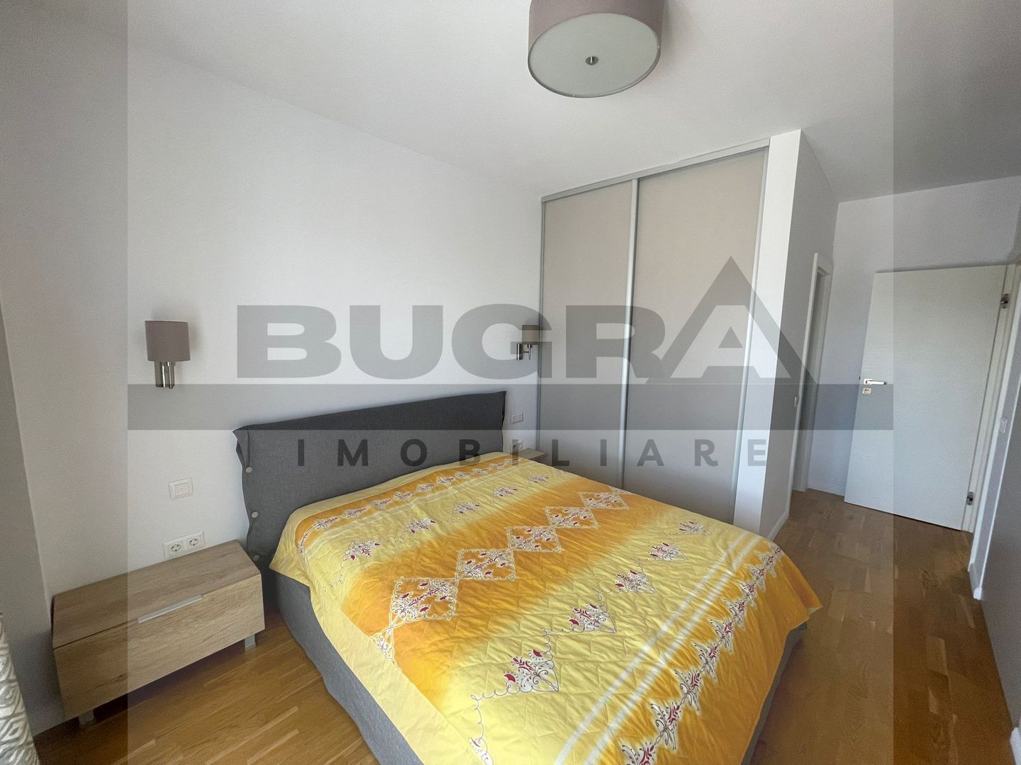 Apartament de 3 camere, modern, 80mp, parcare, zona Centrala - Poză 6