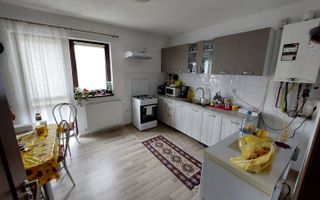 Casă individuală în Sanicoara – mobilată, modernă, zonă căutată. - Poză 1