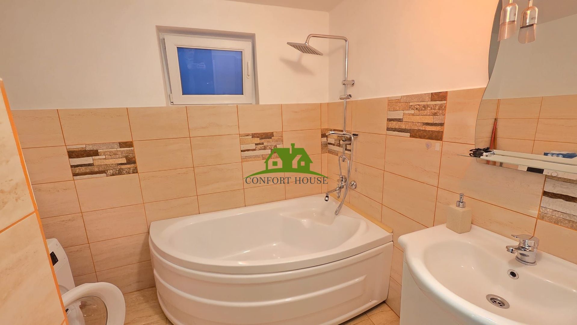 Apartament cu 3 camere de inchiriat la Et.2 intr-un Bloc din Traian - Poză 11