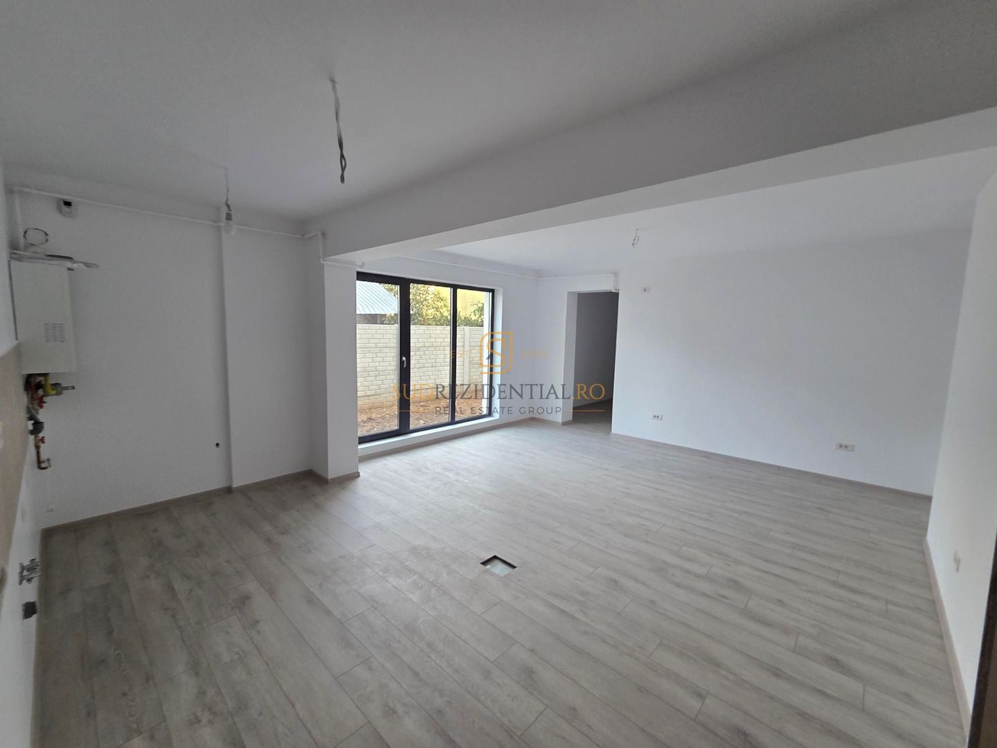 Apartament 2 camere cu curte proprie de 74,5 mp – Apărătorii Patriei - Poză 1