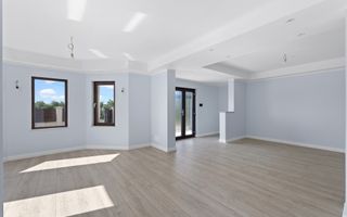 Eleganta, Confortul, Calitatea, liniste Vila P+M Garaj Pecica Arad - Poză 3