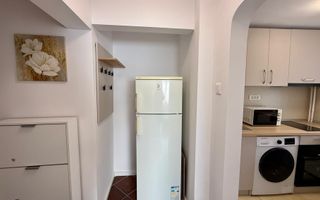 Apartament 2 camere de închiriat – Piața Victoriei (Ultracentral) - Poză 3