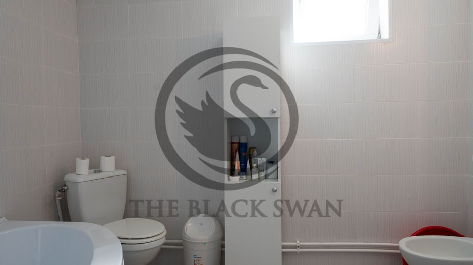 Casa cu 5 camere de vanzare | Zona Ultracentral, Baicoi | Comision 0% - Poză 18