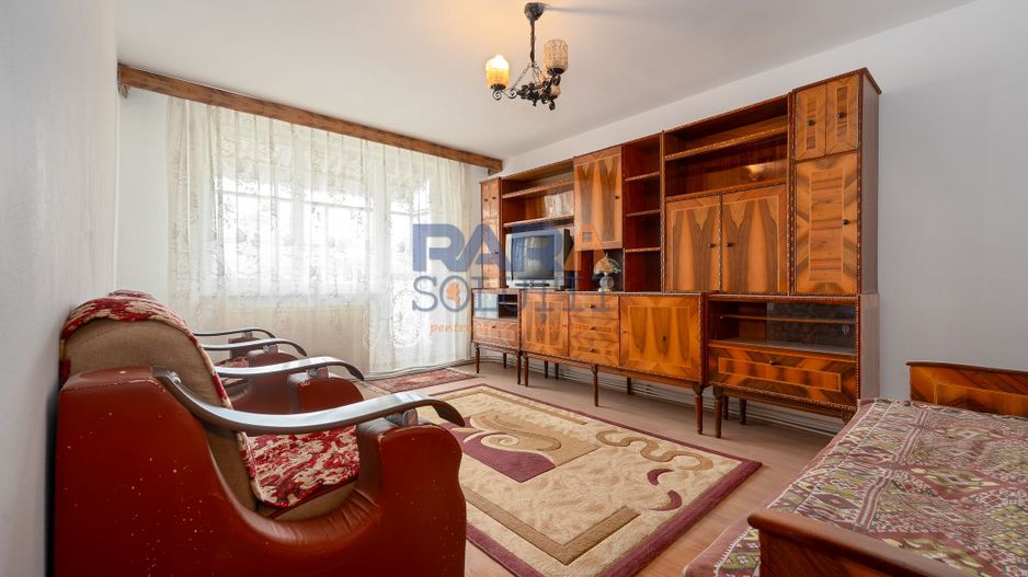 Apartament 3 camere, decomandat, mobilat - Poză 5