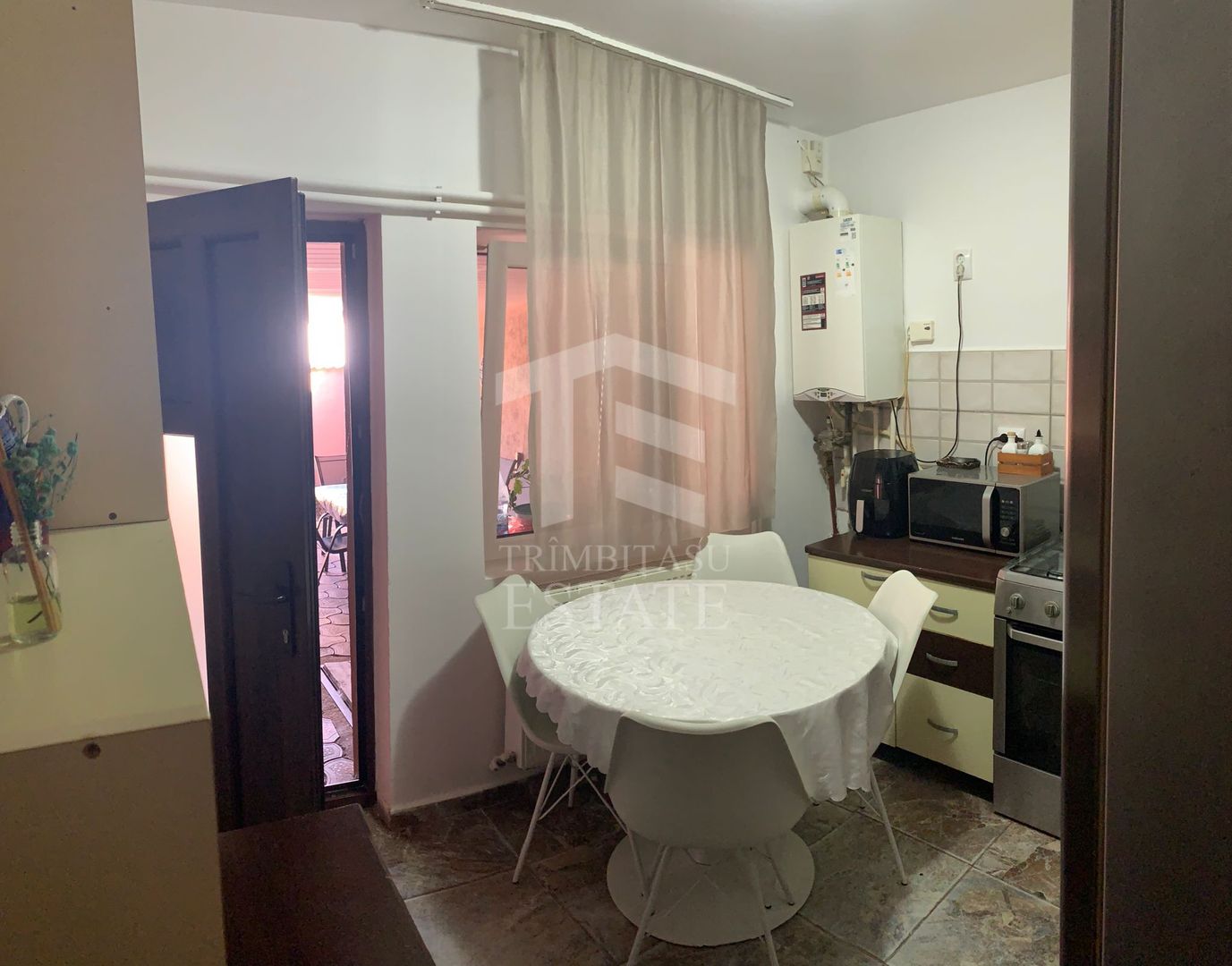 CASA cu 3 CAMERE  langa Piata Rahova, Strada Ghiocului Nr 5 - Poză 9