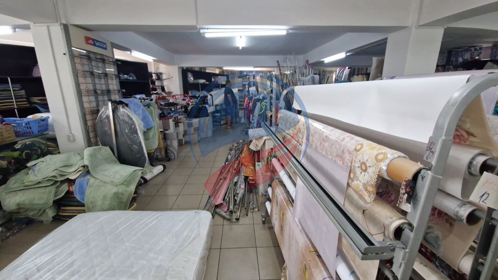 SPATIU COMERCIAL ULTRACENTRAL - 1400 mp FILIASI , Dolj, stradal, trafic intens, - Poză 9