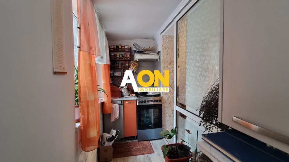 Apartament 2 camere, semidecomandat, parter inalt, Cetate - Poză 3