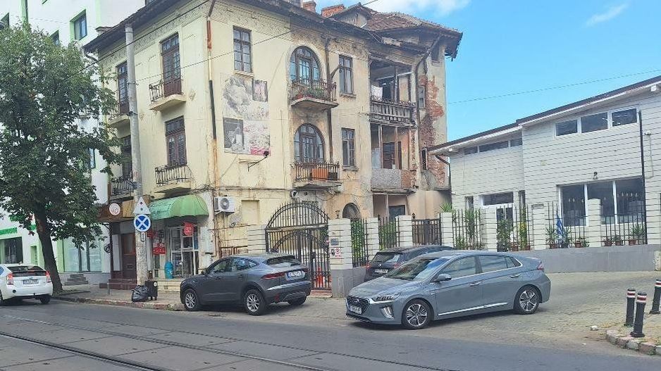 Vand 2 spatii comerciale alaturate, 40mp fiecare p+s , Bdul George Cosbuc - Poză 3