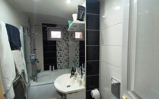 APARTAMENT DE VANZARE IN SIRET – 4 camere | Etaj 1 - Poză 16