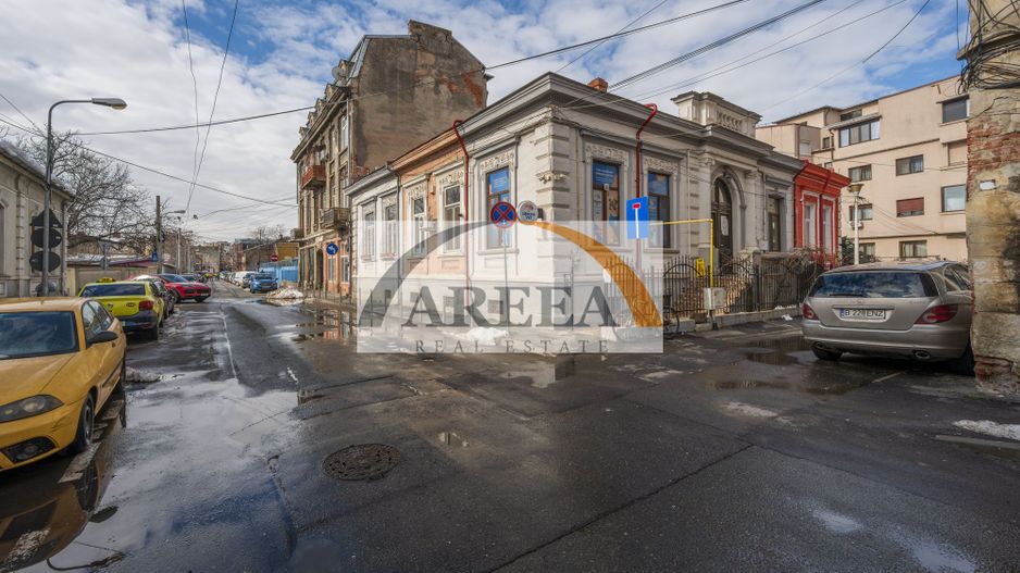 VILA RENOVATA SI ELEGANTA - 131 mp, 6 camere - Mitropolie / Unirii - Poză 30