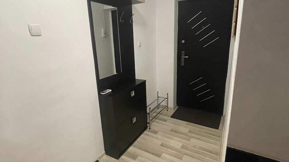 Apartament/mansardă 3 camere,Micro 17,utilat si mobilat - Poză 2