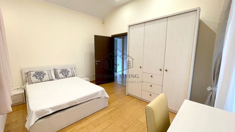 VILA CU 6 CAMERE LA INCHIRIERE IN ZONA PIPERA - Poză 4