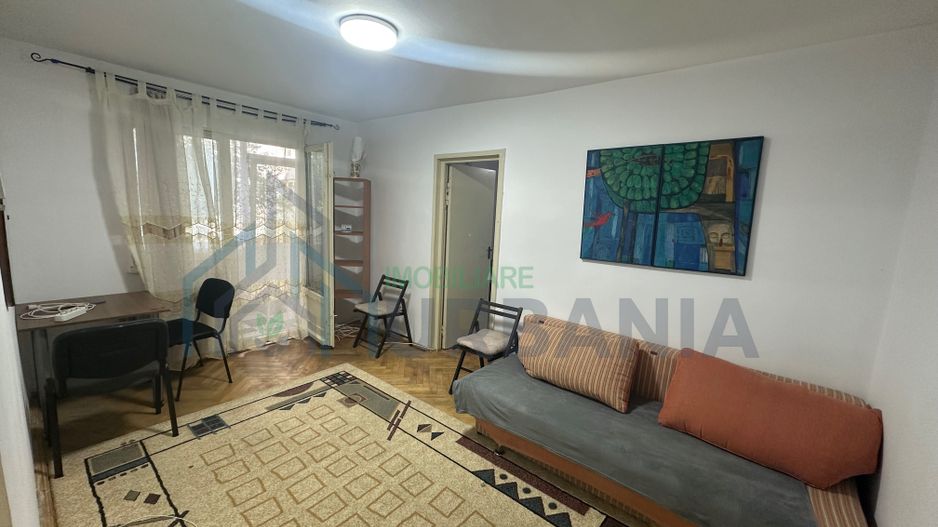 Apartament cu două camere de închiriat, etaj 1, zona Piața Voievozilor, Alexandru, Iași - Poză 1