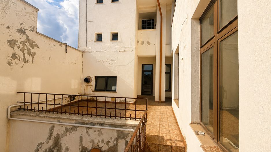 Spațiu de birouri zona centrala - langa primarie - Poză 25
