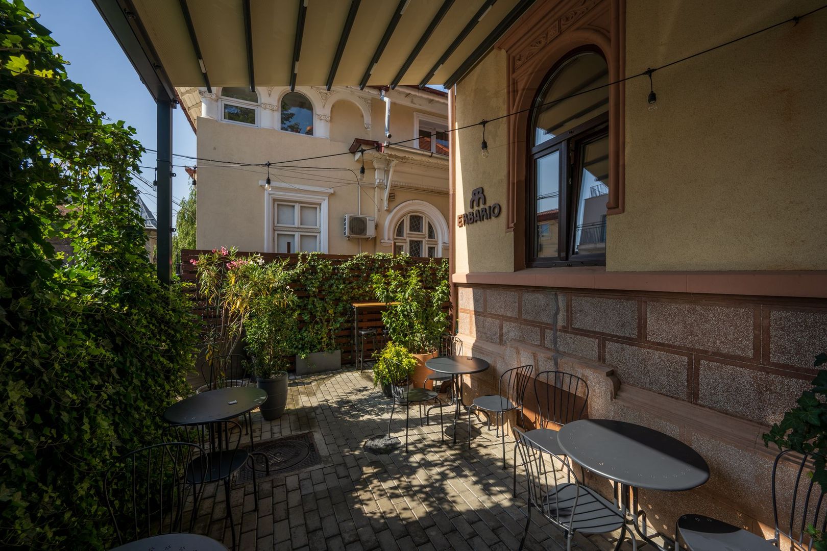 Vindem Afacerea ! Mini Hotel + Cafenea/ Restaurant ! Parcul Carol ! - Poză 12
