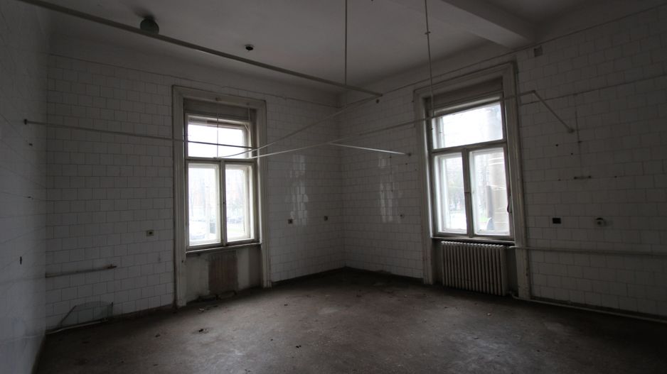 Imobil pretabil cladire de birouri, clinica medicala - Central - Poză 14