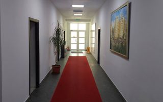 Clădire Comercială Multifuncțională de Vânzare – Zona Stefan cel Mare - Poză 4