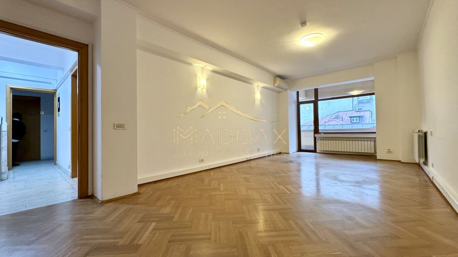 Vila centrala cu 13 camere *460mpu* + garaj // Dorobanți - Poză 12