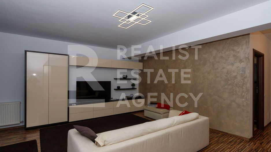 Vânzare, apartament, 2 camere, zona Drumul Taberei - Poză 2