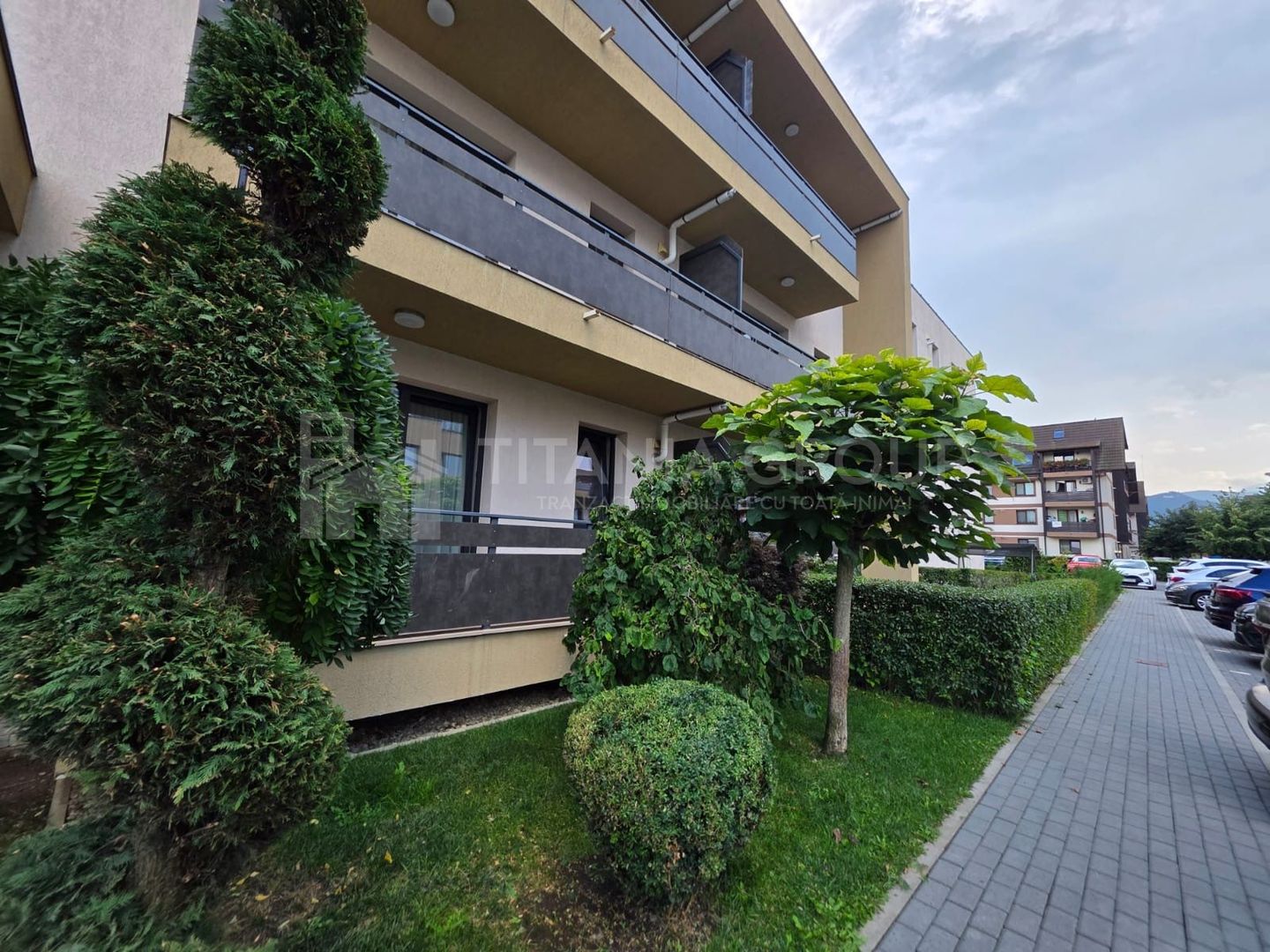 Apartament 2 camere spațios și luminos Urban Segovia Tractorul - Poză 8