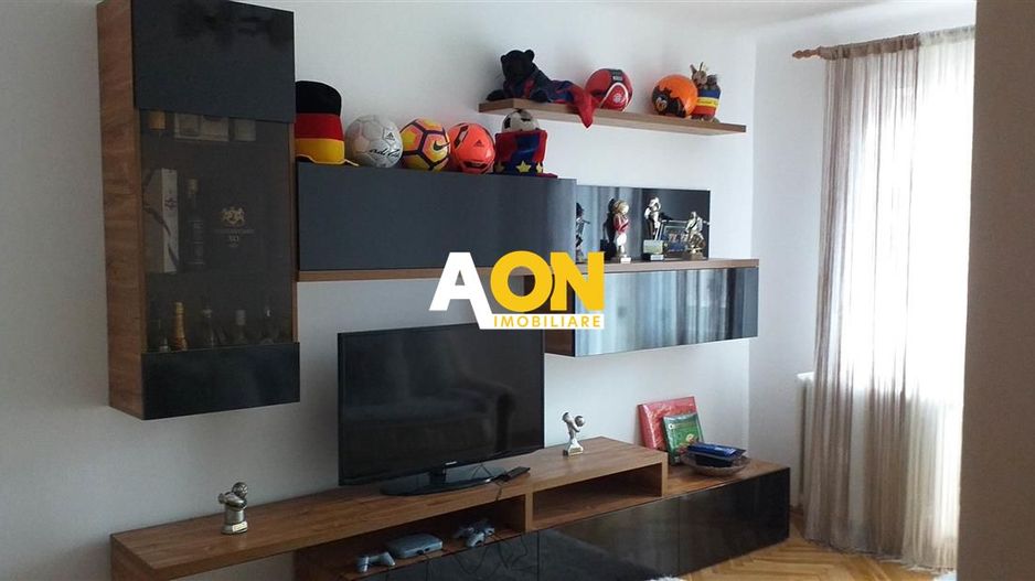 APARTAMENT 2 CAMERE CETATE - Poză 1