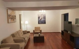 Vilă elegantă și spațioasă – Pipera, Str. Ștefan cel Mare – 1.999 € - Poză 2