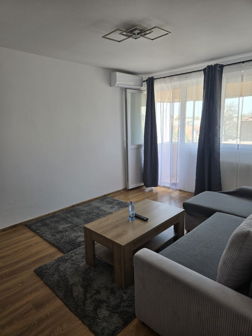 Închiriez apartament 2 camere zona- Metrou Eroii Revoluției - Poză 2