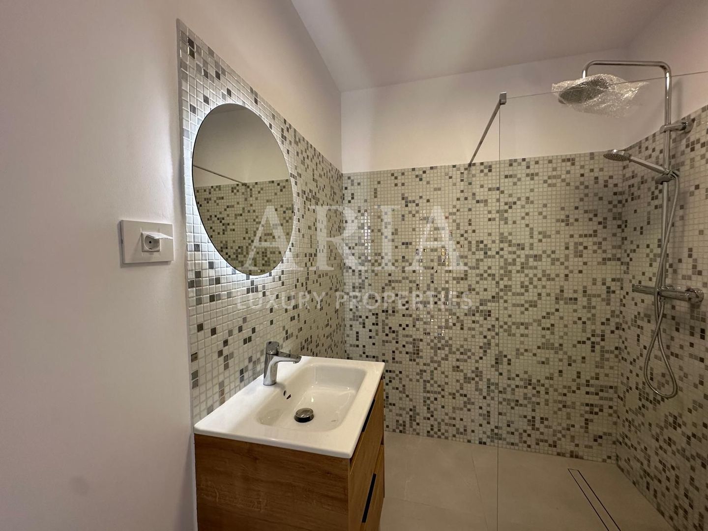 Penthouse superb -  vedere către pădure - Poză 14