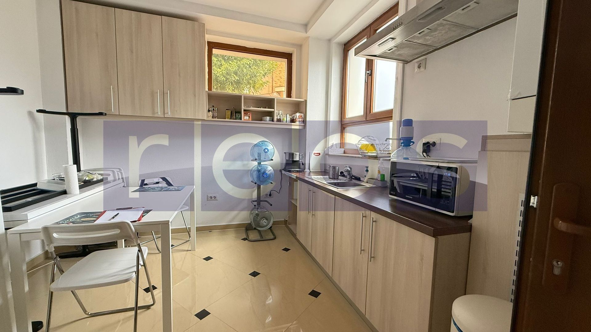 DE VÂNZARE VILA | EXCLUSIVISTĂ ZONA DOMENII | 5 CAMERE | PARCARE ÎN CURTE - Poză 14