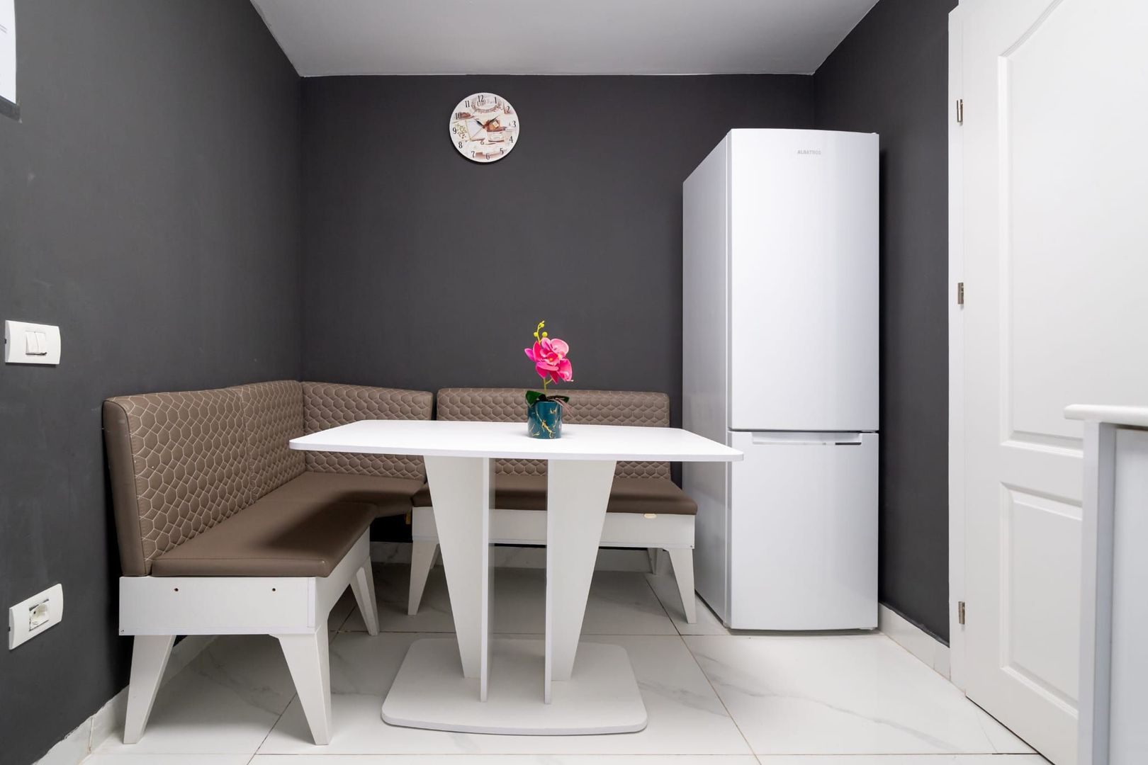 Afacere la cheie-Aparthotel-Oportunitate - Poză 40