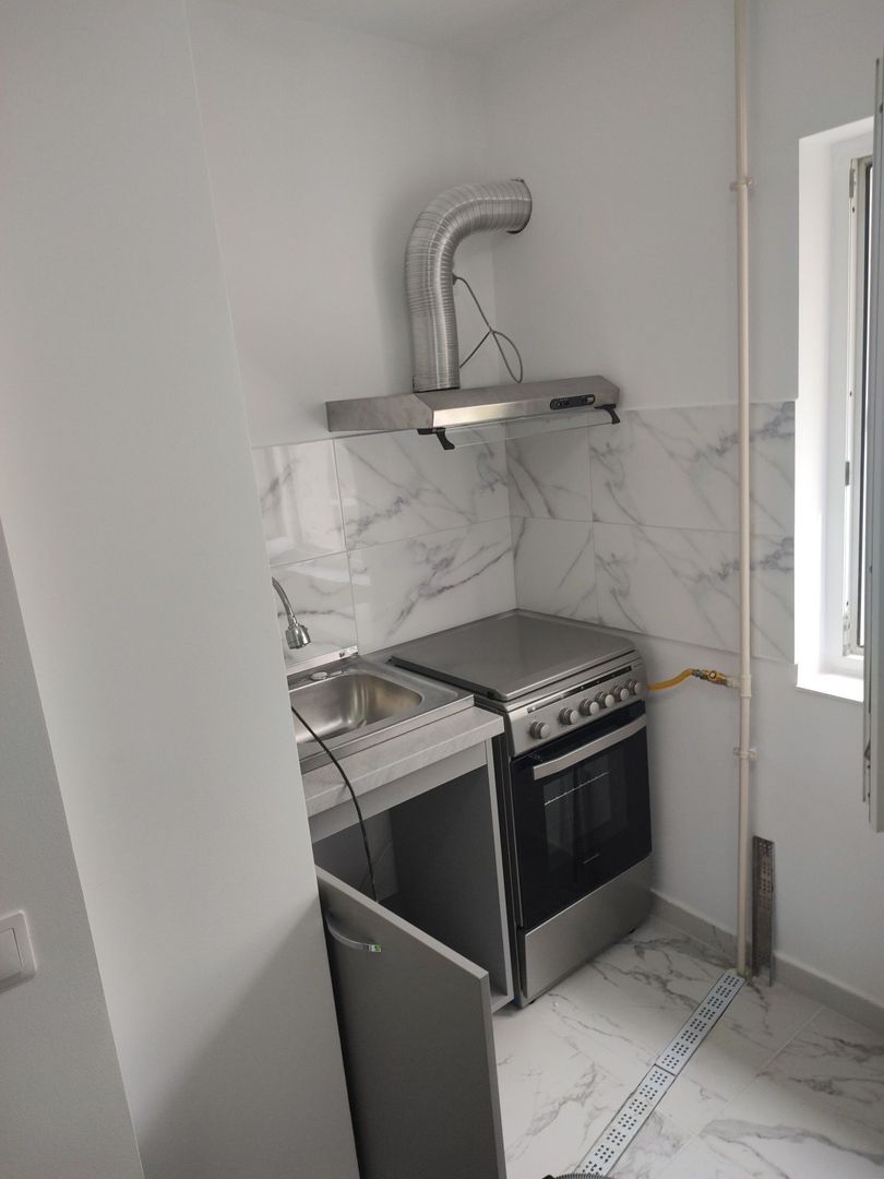 garsonieră confort 1 zona Mall vitan - Poză 3