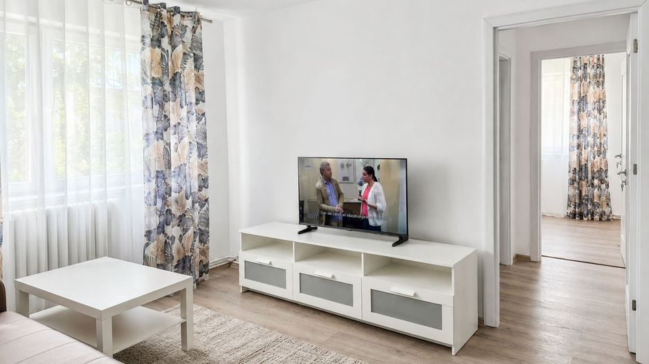 Apartament RENOVAT 2 camere SD 50 mp Podu Ros 380 euro - Poză 4
