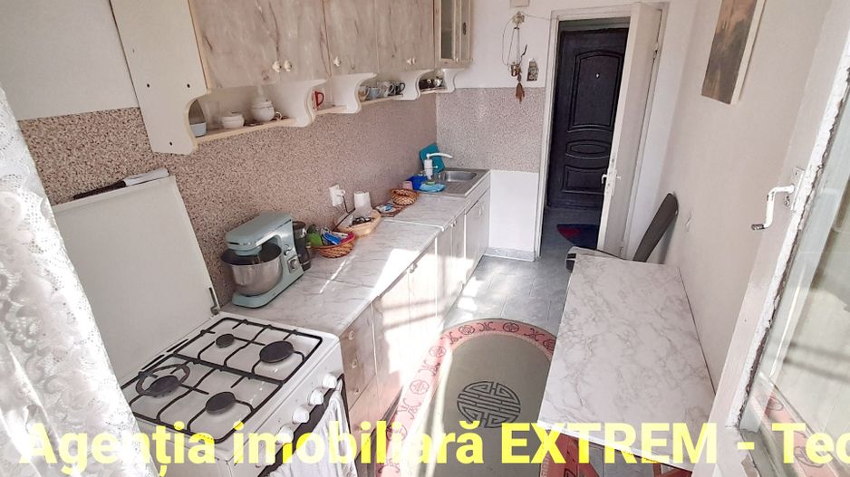 Apartament cu 2 camere, etaj 1, în zona industrială Tecuci - Poză 5