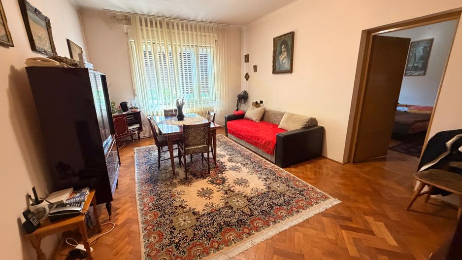 Vanzare apartament 3 camere, zona strazii Bisericii Ortodoxe - Poză 4