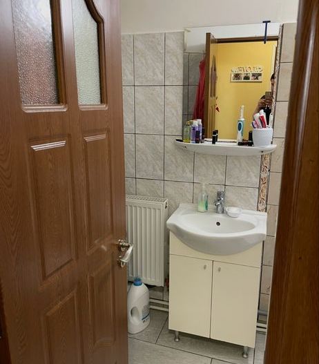 Vand Garsoniera / in zona micro 17 - Poză 8