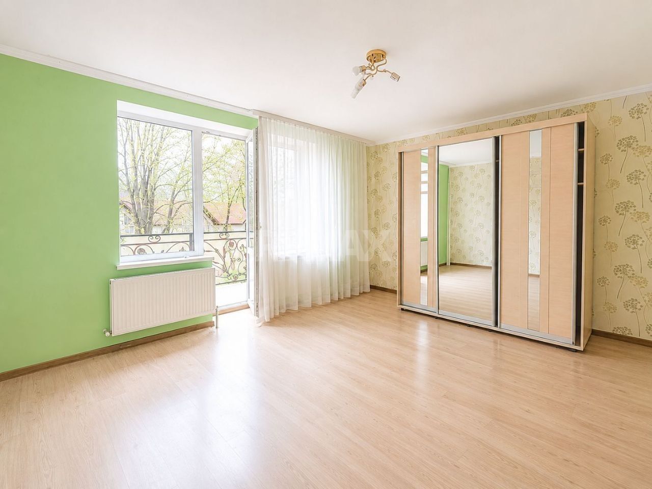 Cojușna - Casă 6 Dormitoare + Living | 259 m² | teren 10,81 ari | 249.000 € - Poză 13