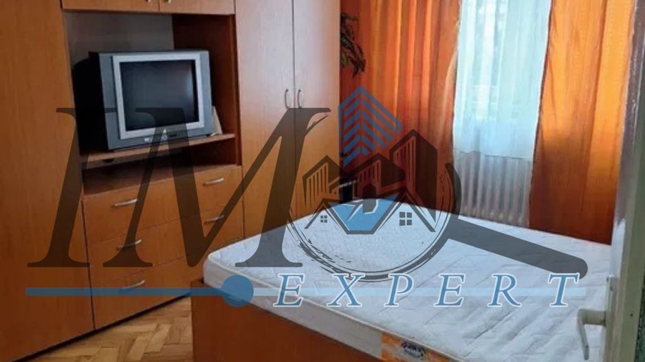 Apartament 3 camere suprafata 75 mp zona Cetate Piata et. 3 - Poză 3