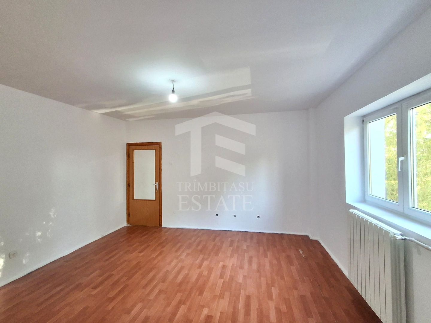 De Vanzare Apartament 2 Camere zona Doamna Ghica - Poză 1