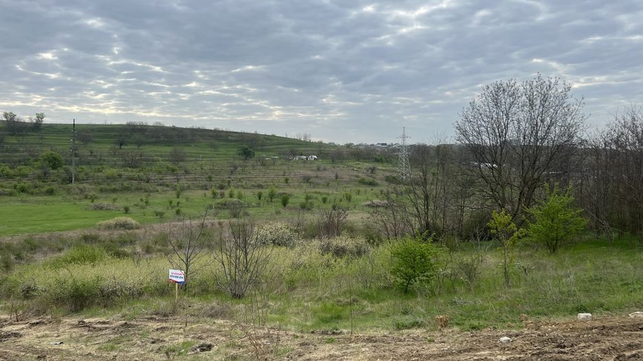 12,5 Ari Pentru Constructii in or.Ialoveni - Poză 1