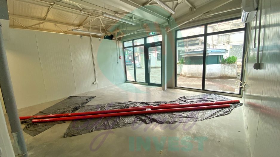 Spatii comerciale de inchiriat, Piata Delfinului - Poză 1