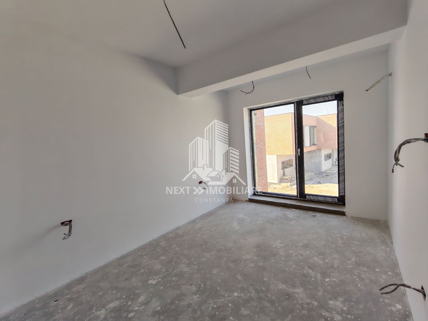 Casa 4 camere complex rezidential, 2 locuri de parcare , Palazu Mare - Poză 10