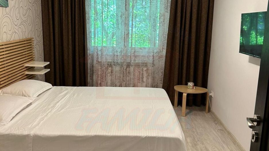 📍De închiriat 2 camere, Central, 450 Euro/luna - Poză 6