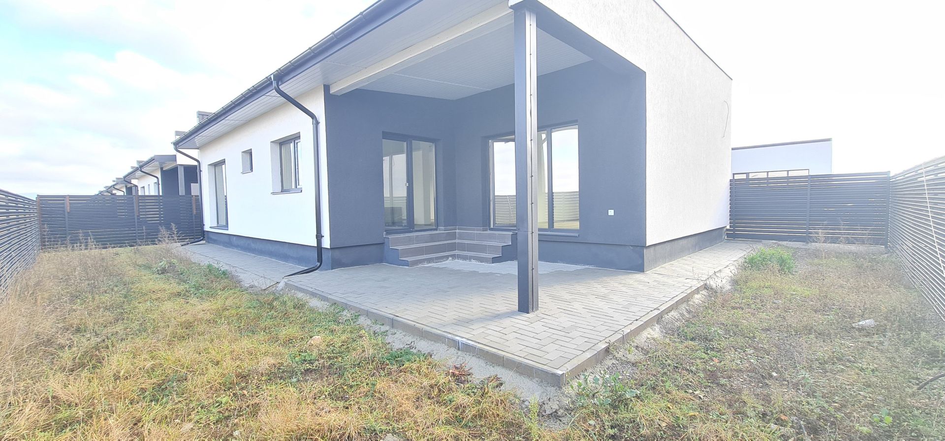 Casa 4 camere finalizata intabulata cartier Izvor Tarlungeni - Poză 2