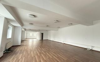 Spatiu de birouri I 186 mpu I Etajul 1 I Zona Sub arini - Poză 1